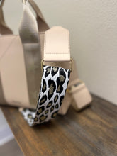 Load image into Gallery viewer, VH Star Taupe Bag
