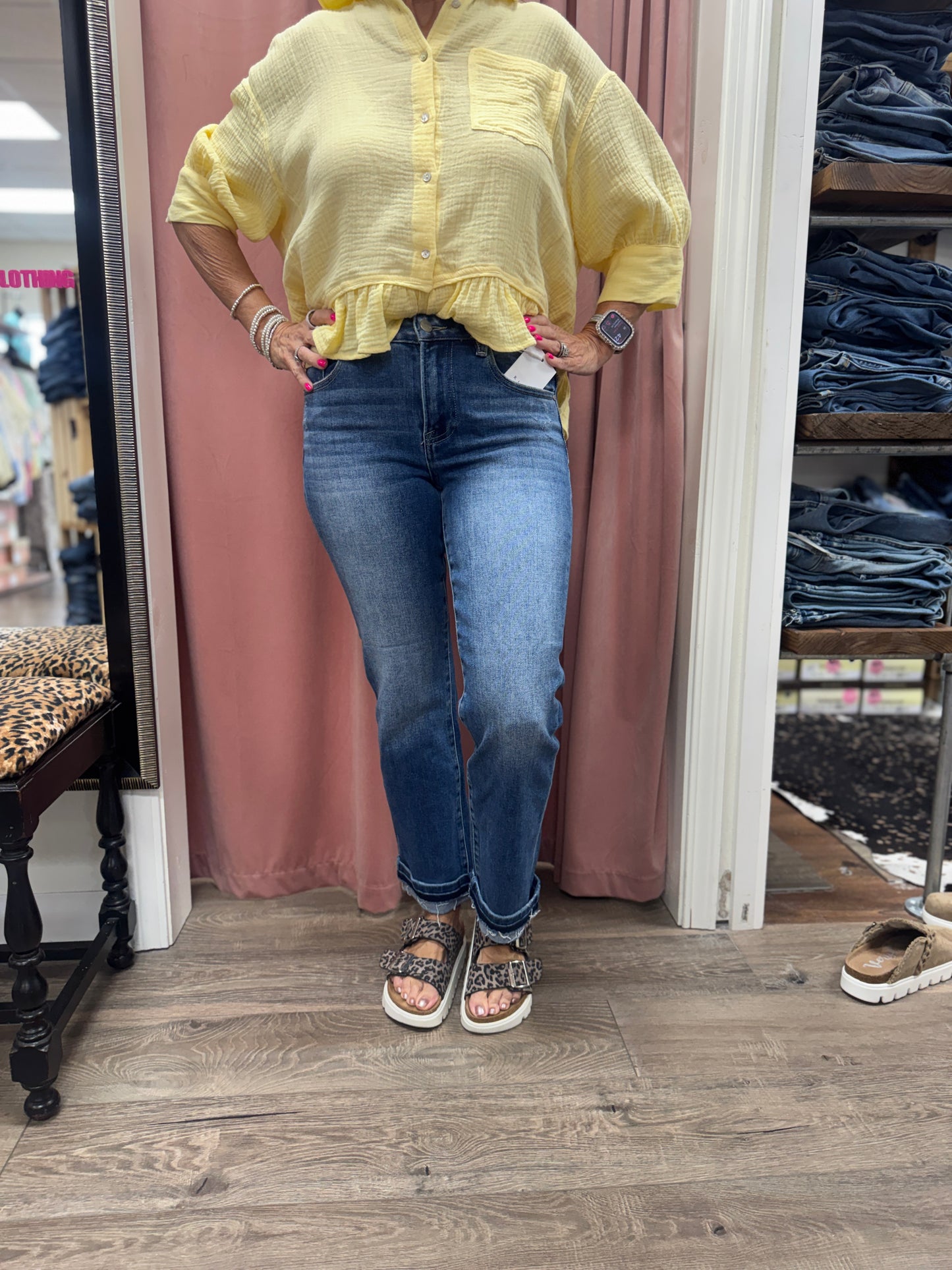 Annie MR Straight Cuff Jeans