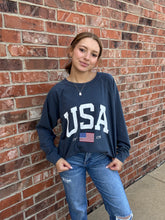 Load image into Gallery viewer, USA Graphic Long Sleeve Top