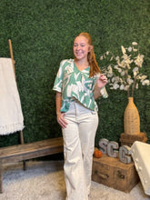 Load image into Gallery viewer, Iris TC HR Crop Wide Leg Jeans