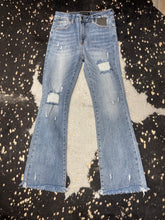 Load image into Gallery viewer, MR Distressed Ankle Flare Jeans