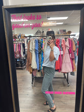 Load image into Gallery viewer, Tencel Tapered Pants