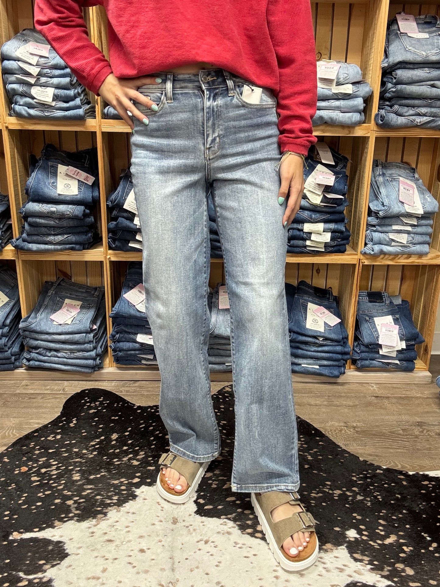 HW LT Wash Straight Leg Jeans