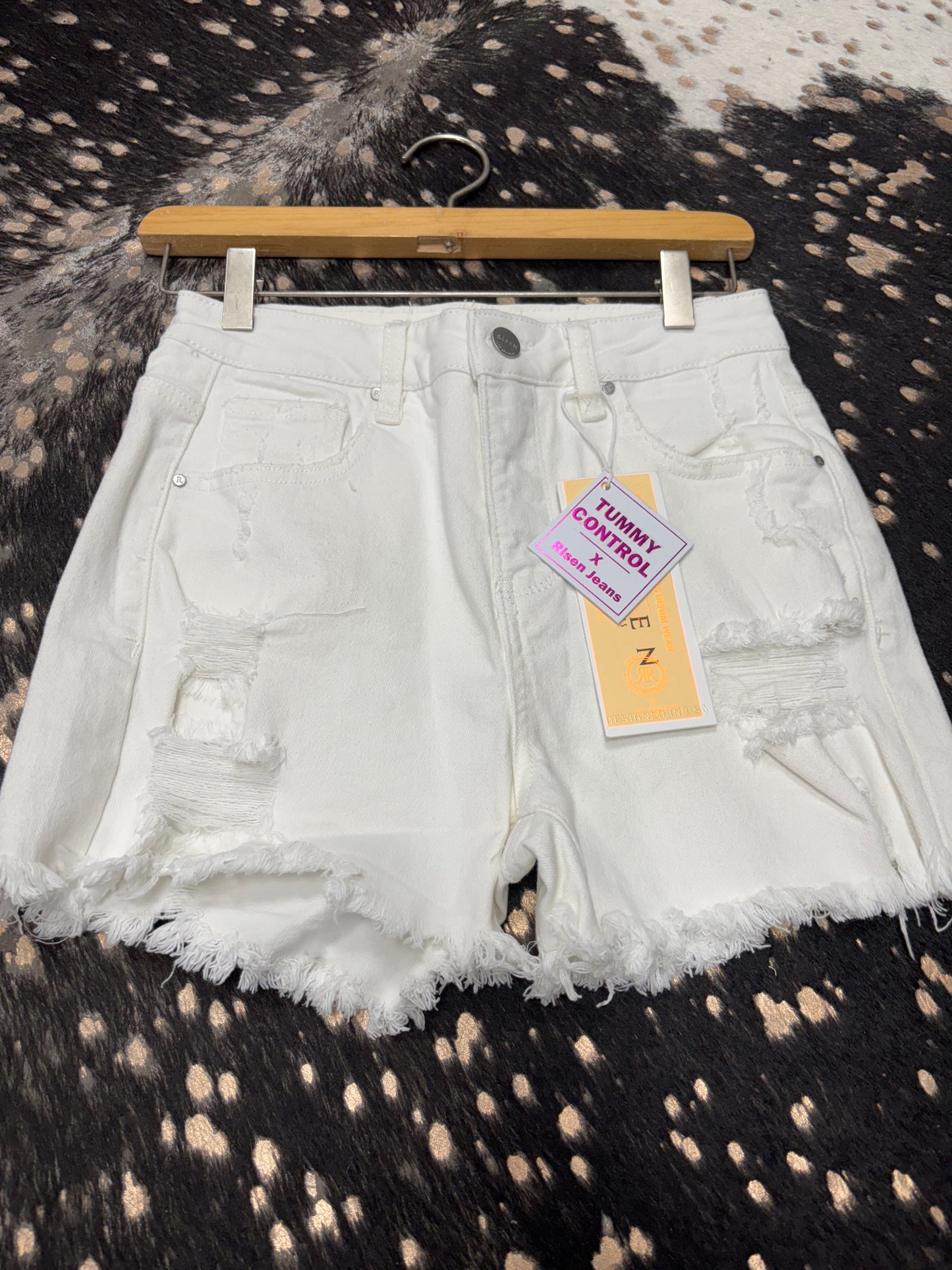 Tess HR Distressed Shorts Tummy Control