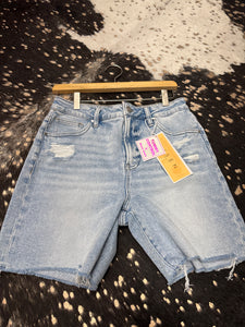 Amy HR Mid Thigh Shorts