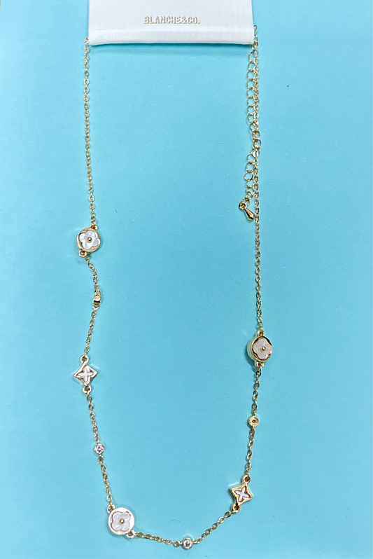 White Clovers Chain Necklace