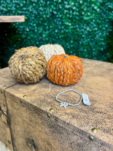 Beads and Bows Bracelet
