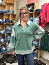 Load image into Gallery viewer, The Striped Escape Top