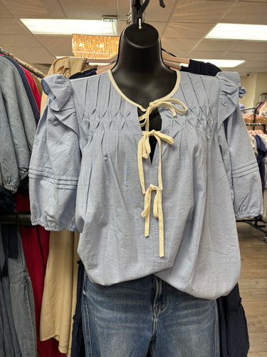 Delightful Bow Top