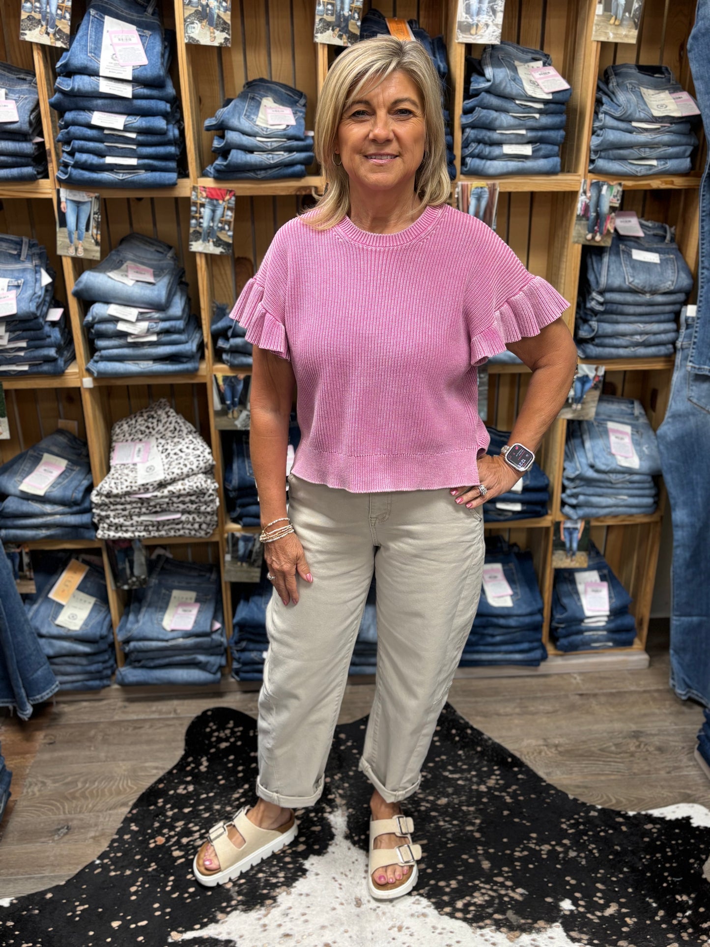 Becca HR Barrel Cuffed Jeans