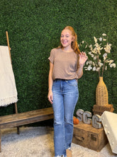Load image into Gallery viewer, Reagan Ribbed Crew Neck Top