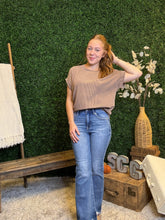 Load image into Gallery viewer, Reagan Ribbed Crew Neck Top