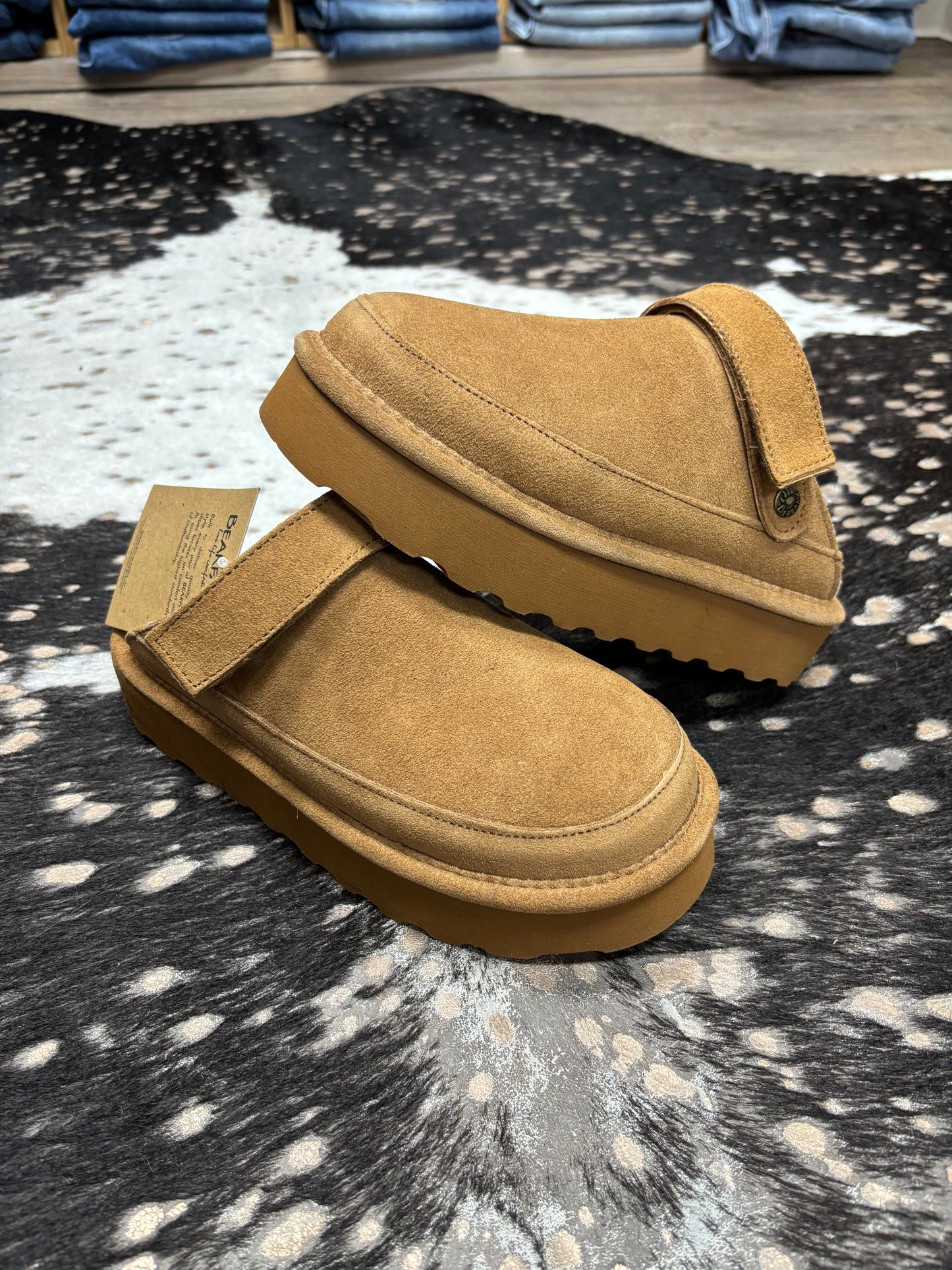 Chestnut Creek Clogs