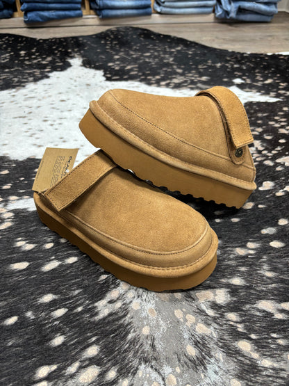 Chestnut Creek Clogs