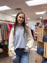 Load image into Gallery viewer, Darling Thread Floral Top