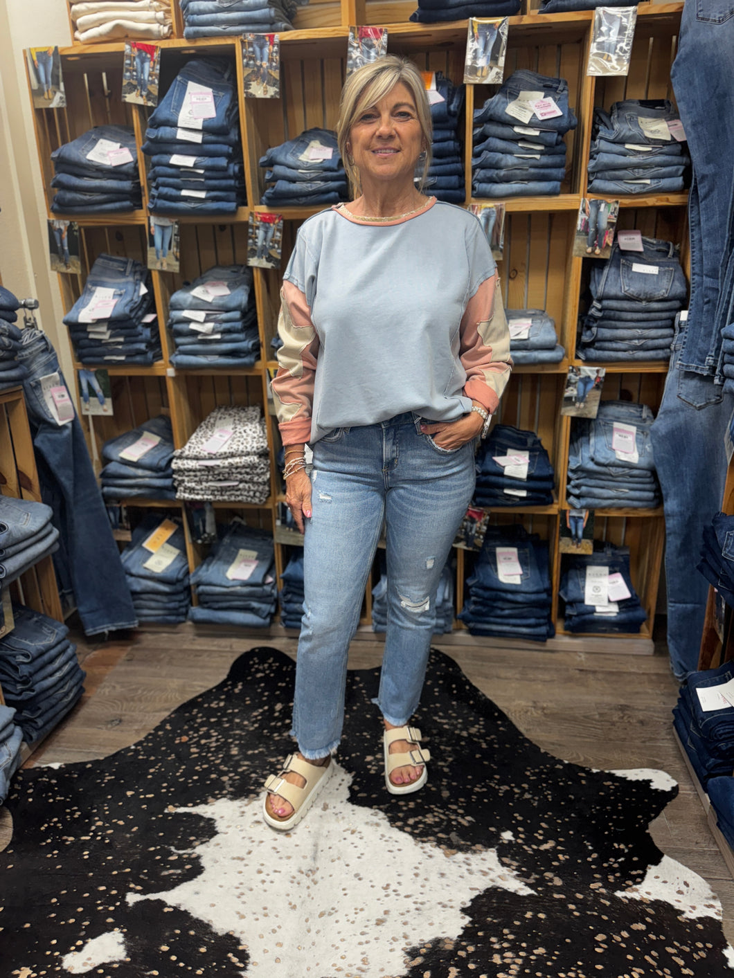Clari MR Crop Slim Straight Jeans