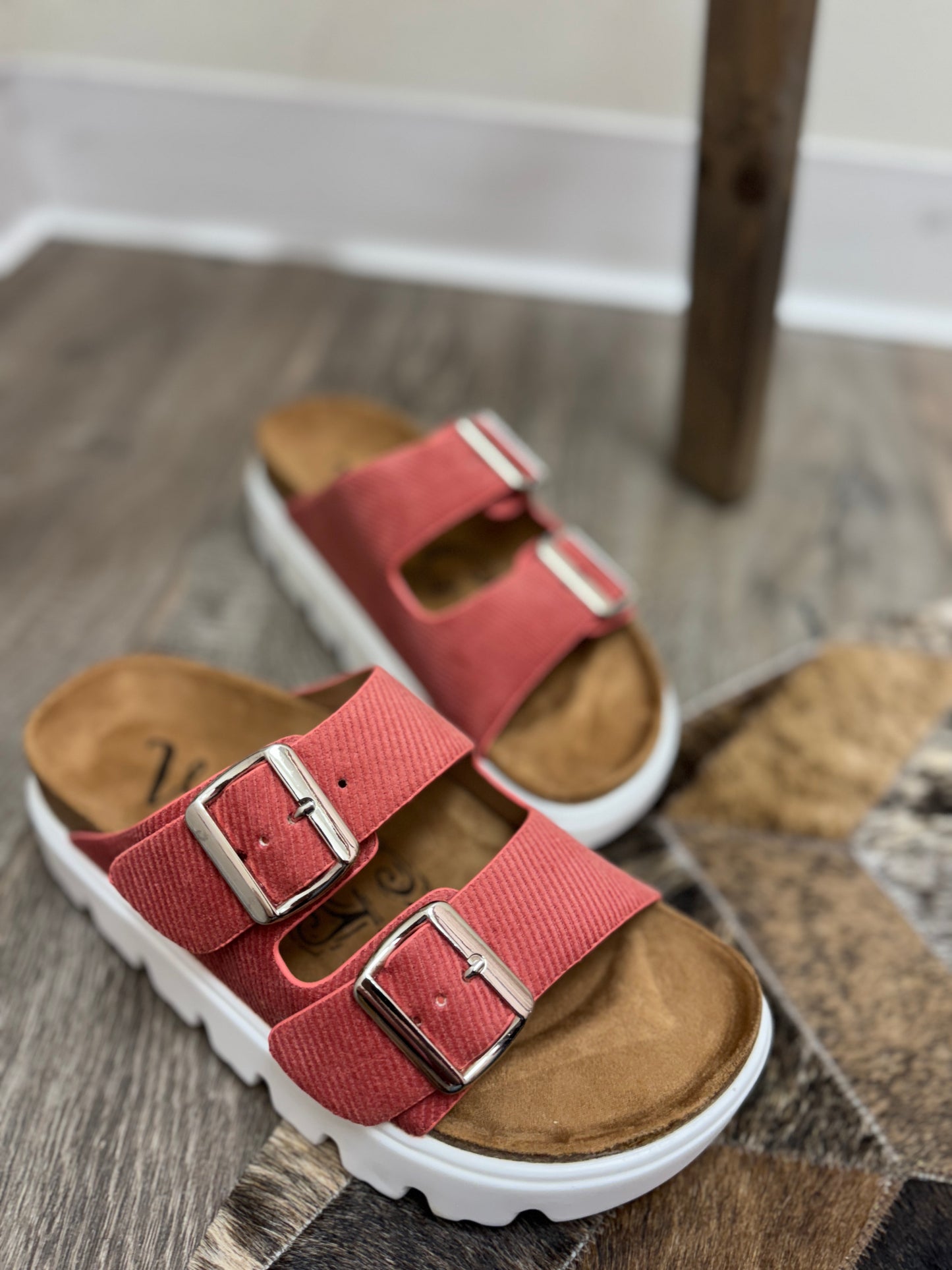 Jazmin Platform Sandals