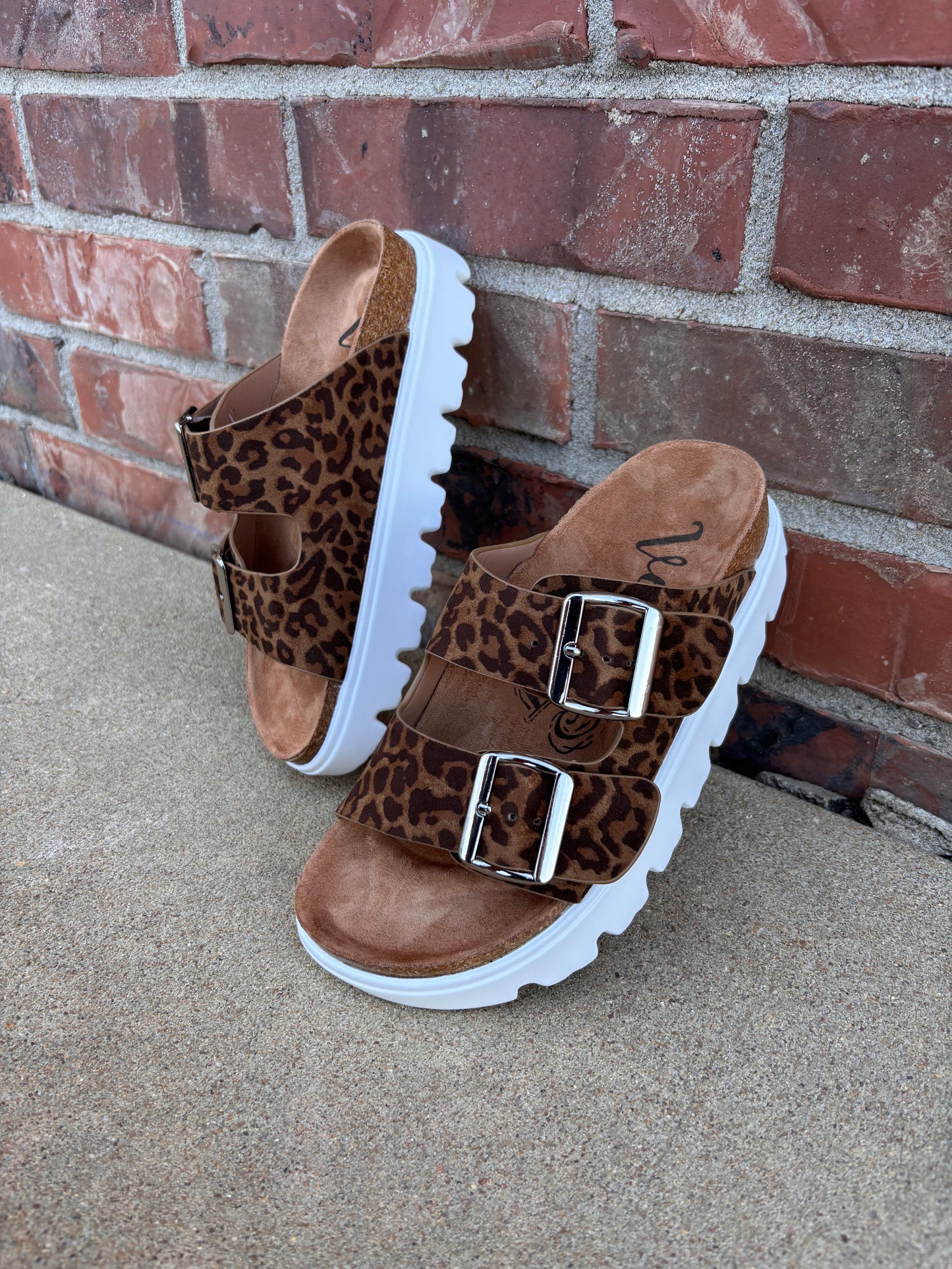 Jazmin Platform Sandals