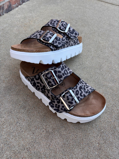 Jazmin Platform Sandals