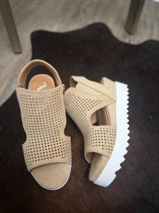 Gracewalk Platform Sandal