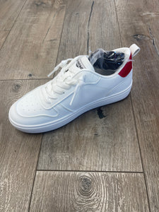 VH Aura 8 Sneakers