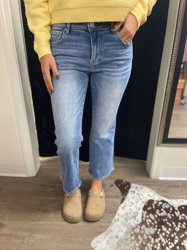 Jen MR Crop Flare Jeans