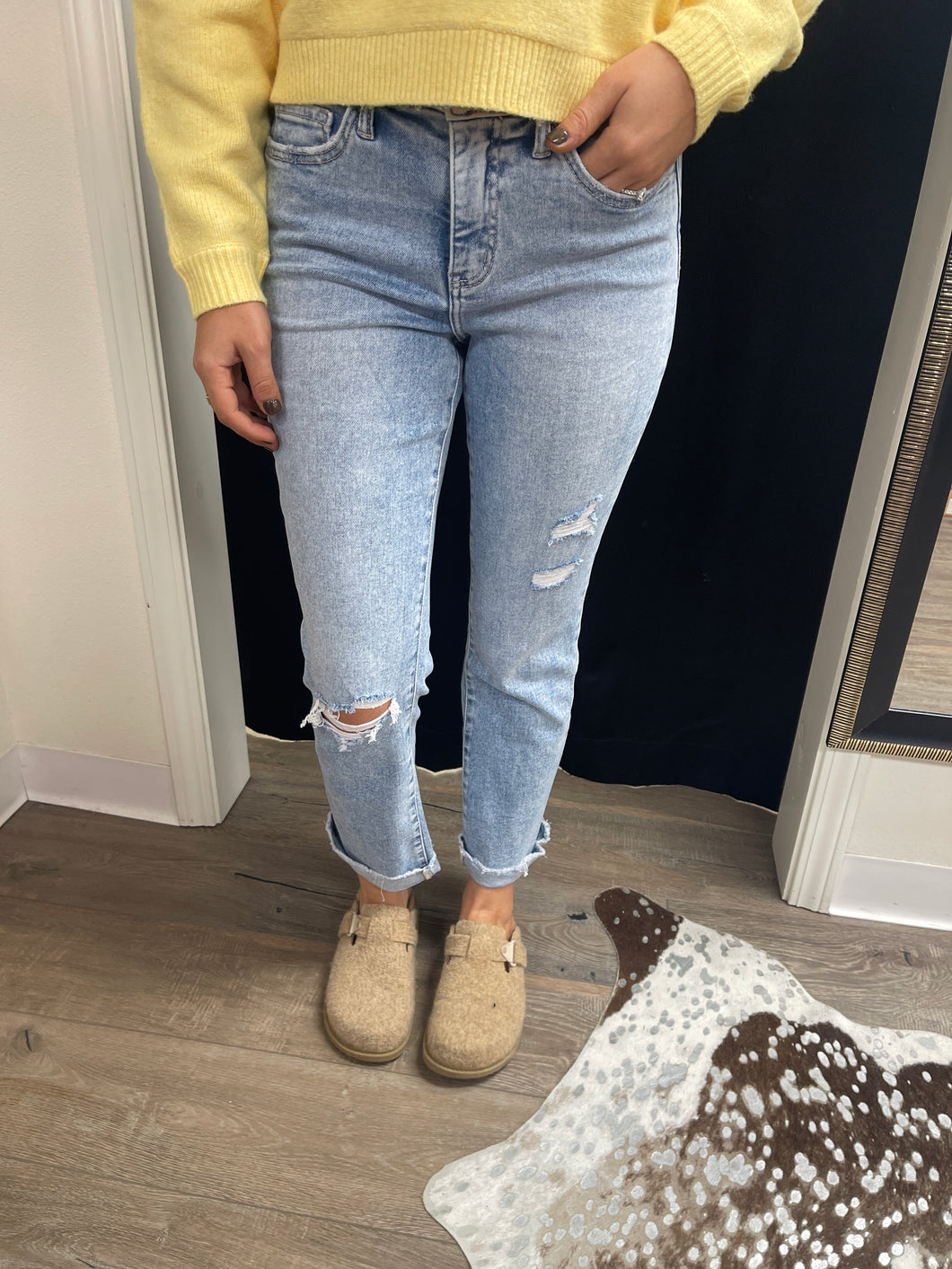 Skye HR Single Cuff Crop Jeans