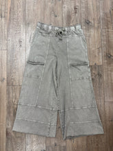Load image into Gallery viewer, Mineral Washed Terry Knit Pants