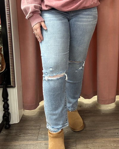 Millie HR Ankle Straight Jeans