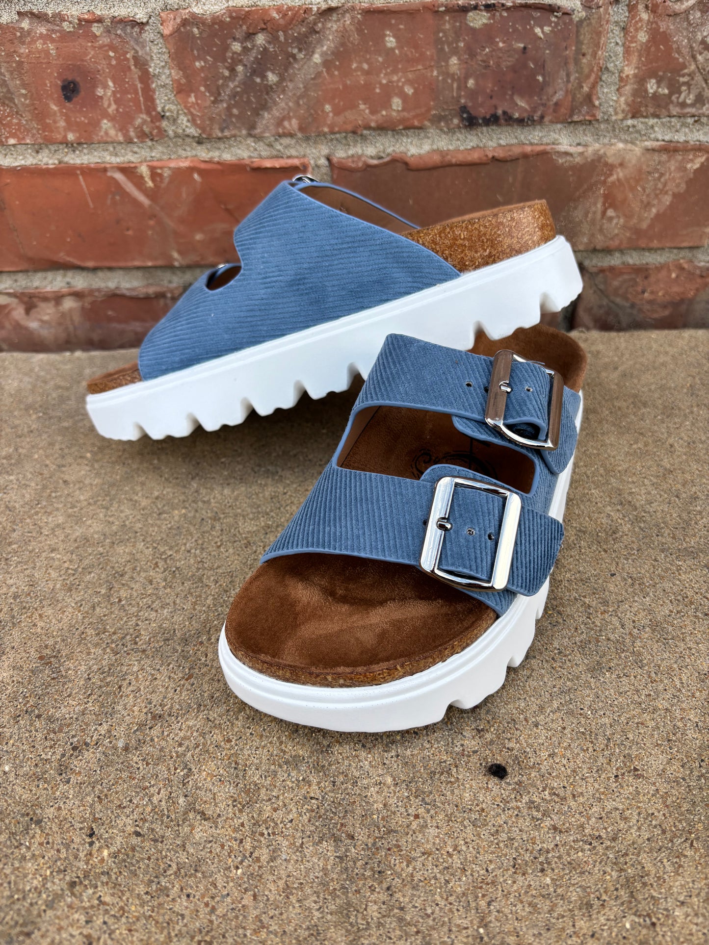 Jazmin Platform Sandals