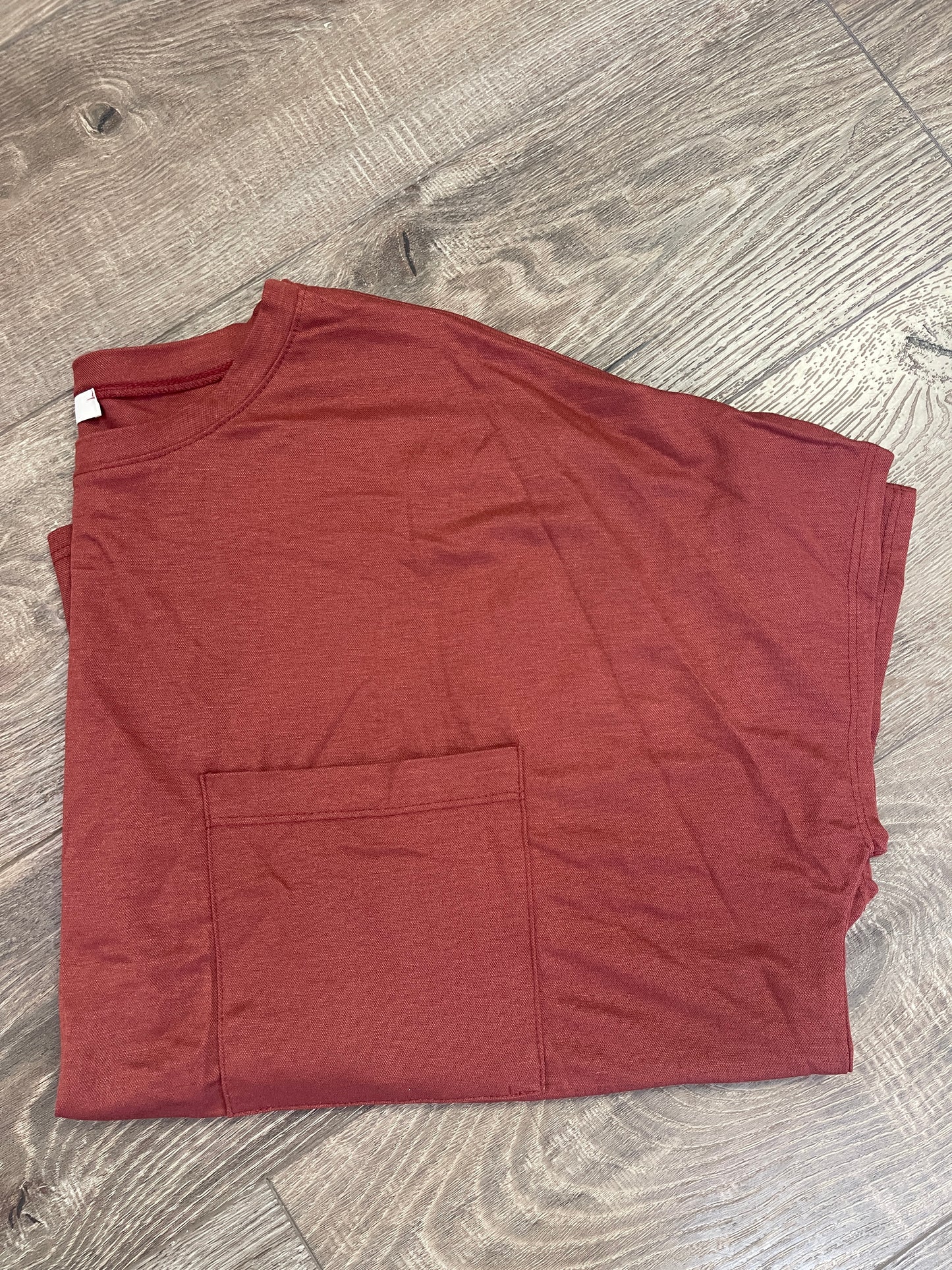 Back to Basic Top with Pocket