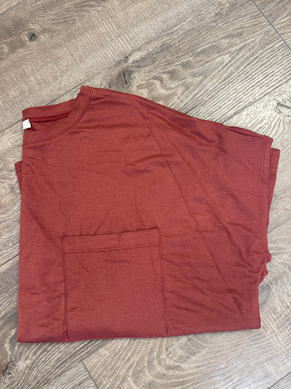 Back to Basic Top with Pocket