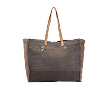 Load image into Gallery viewer, Myra Ursinia Weekender Bag