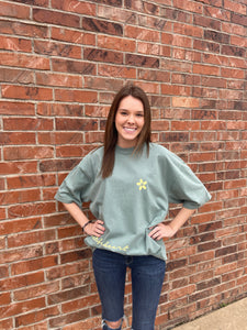 Grateful Heart Graphic Tee