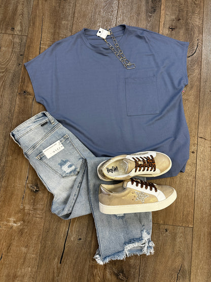 Back to Basic Top with Pocket