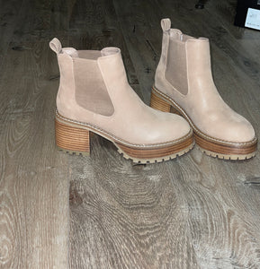 Mia AleJanDro Boot