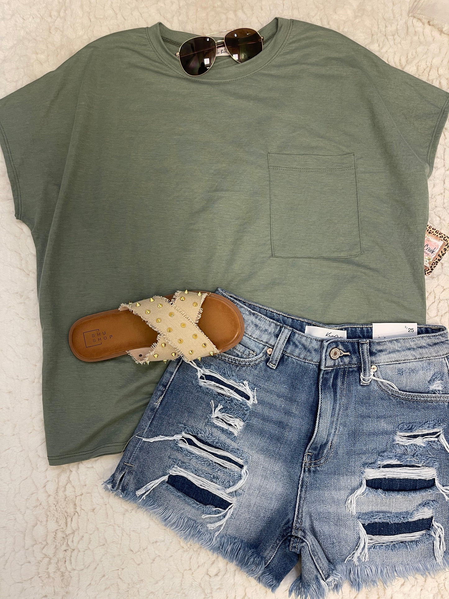 Back to Basic Top with Pocket